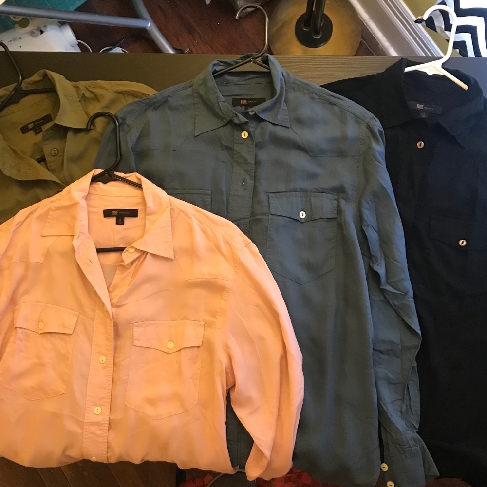 Lot of 4 Frye cowgirl women’s dress shirts